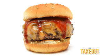 This cheeseburger has 1/3 less fat and you’<em></em>ll never notice the difference